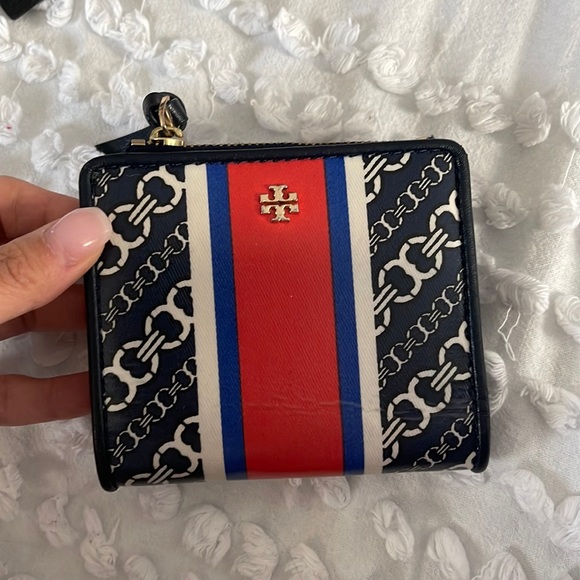 Tory Burch Handbags - Tory Burch wallet